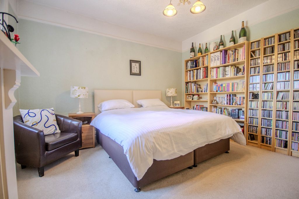 Additional image 11 of 3 bed flat for saleFields Road, Newport NP20
