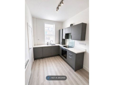 Vesper Place, Leeds LS27