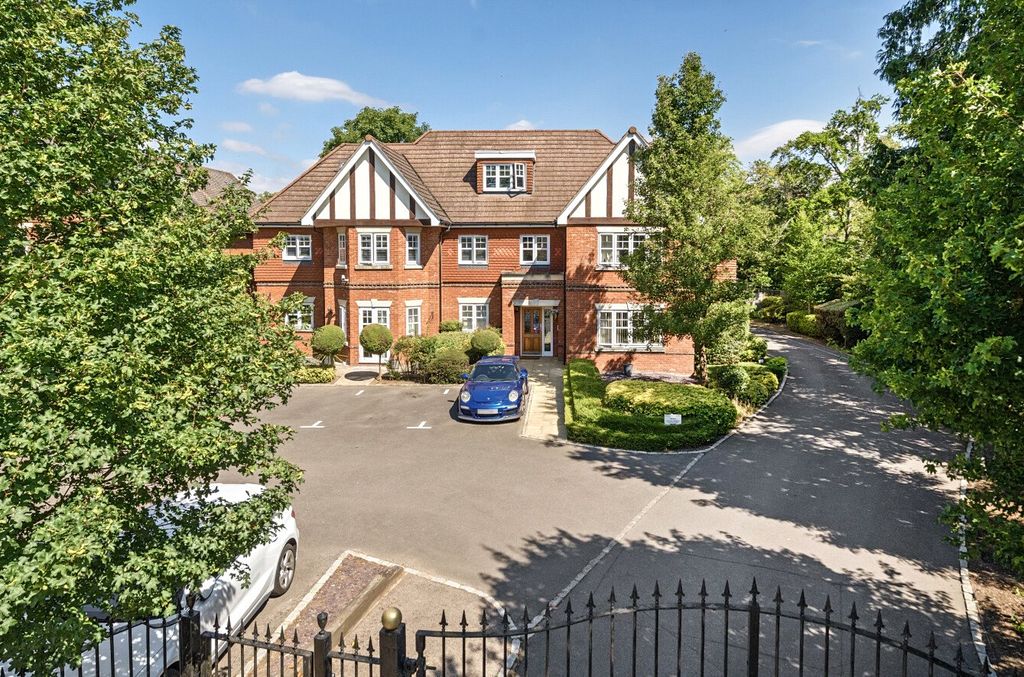 Additional image 8 of 2 bed flat for saleBroomfield, Binfield, Bracknell RG42