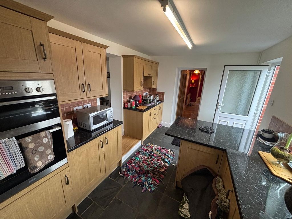 Additional image 3 of 3 bed semi-detached house for saleLlanybydder SA40
