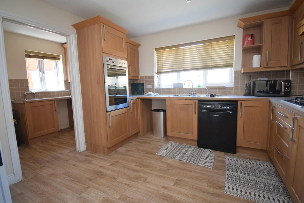 Additional image 2 of 4 bed detached house for saleStockmoor Drive, Bridgwater TA6