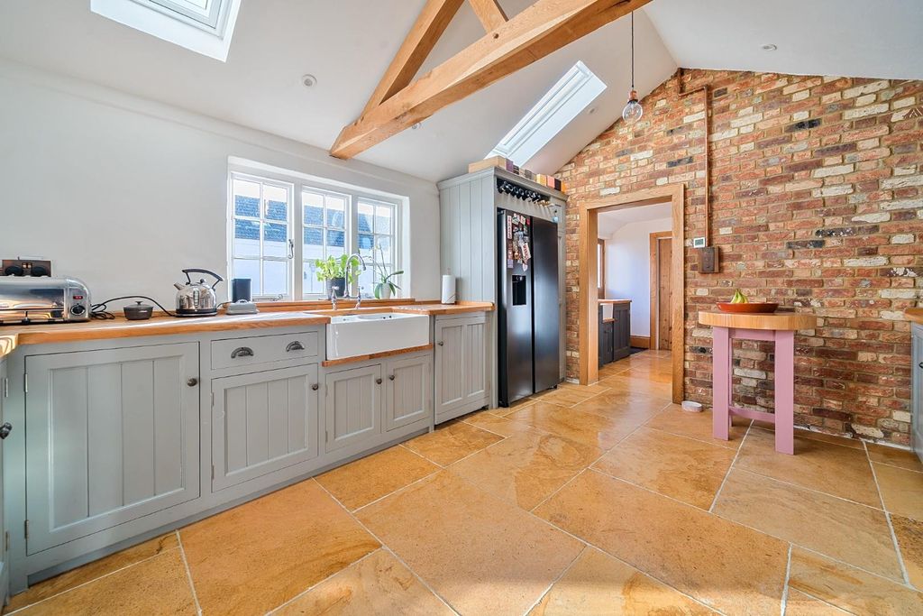 Additional image 11 of 4 bed detached house for saleHigh Street, Great Barford MK44