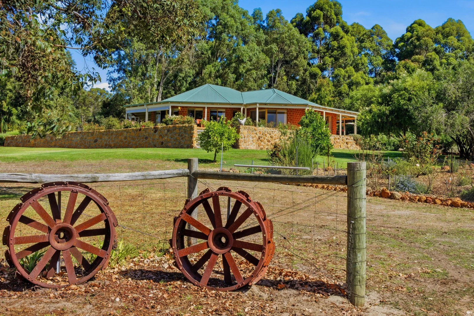 22 Rosella Close, Darradup WA 6275