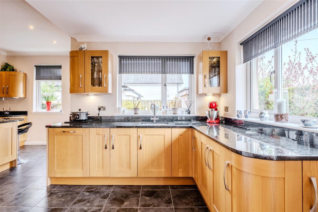 Additional image 16 of 4 bed detached house for saleWoodlands Road, Motherwell ML1