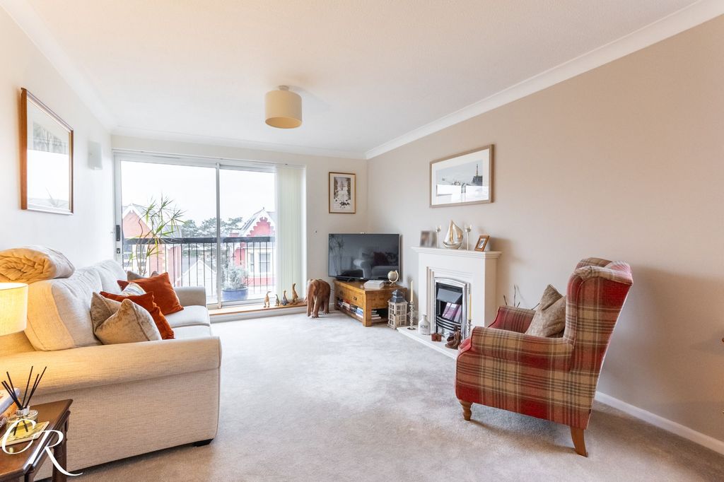 Additional image 9 of 2 bed flat for saleWestern Road, Cheltenham GL50
