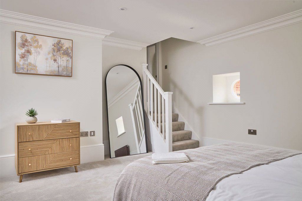 Additional image 5 of 3 bed flat for saleRoyal Oak, High Street, Sevenoaks, Kent TN13