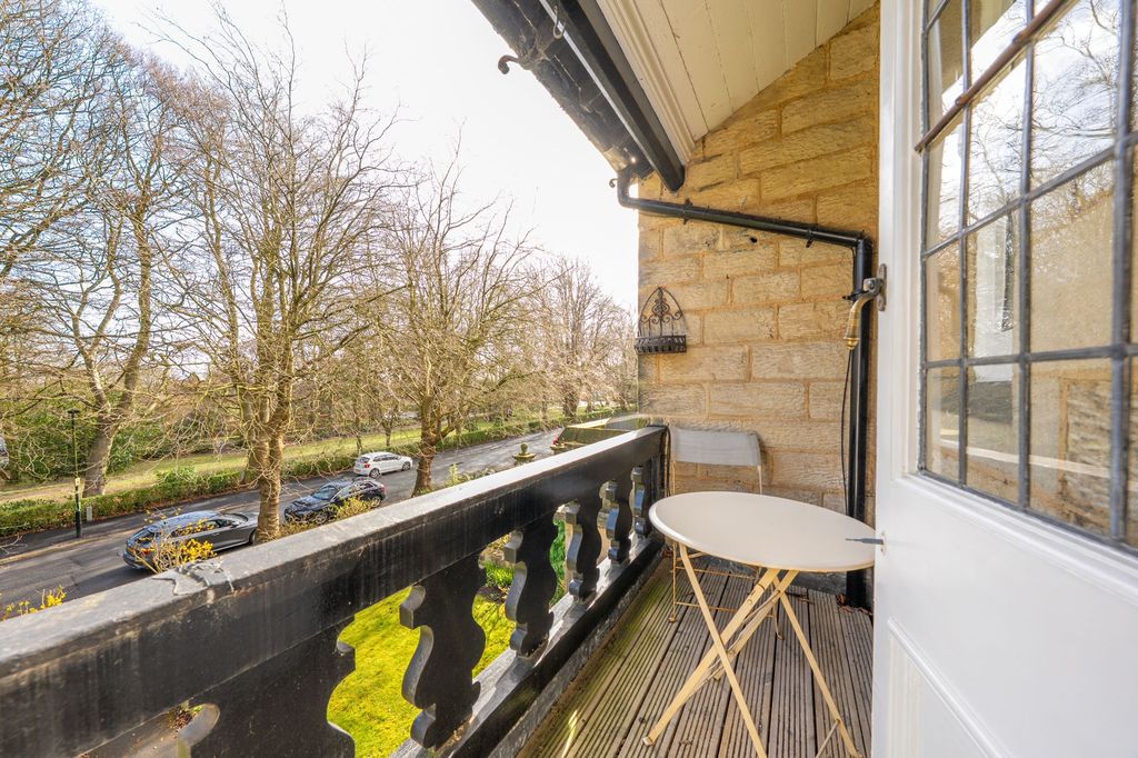 Additional image 20 of 3 bed flat for salePark Avenue, Harrogate HG2