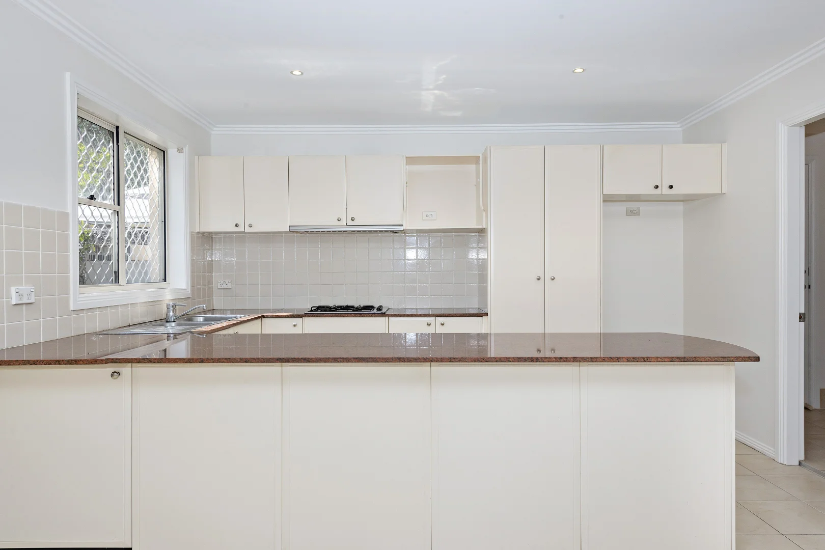 Additional image 4 of 8 GOVERNORS Way, Oatlands NSW 2117