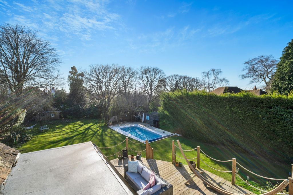 Additional image 26 of 5 bed detached house for saleThe Close, Bourne End SL8