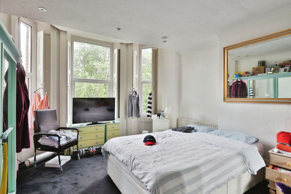 Additional image 4 of 8 bed flat for saleWimborne Road, Bournemouth, Dorset BH2