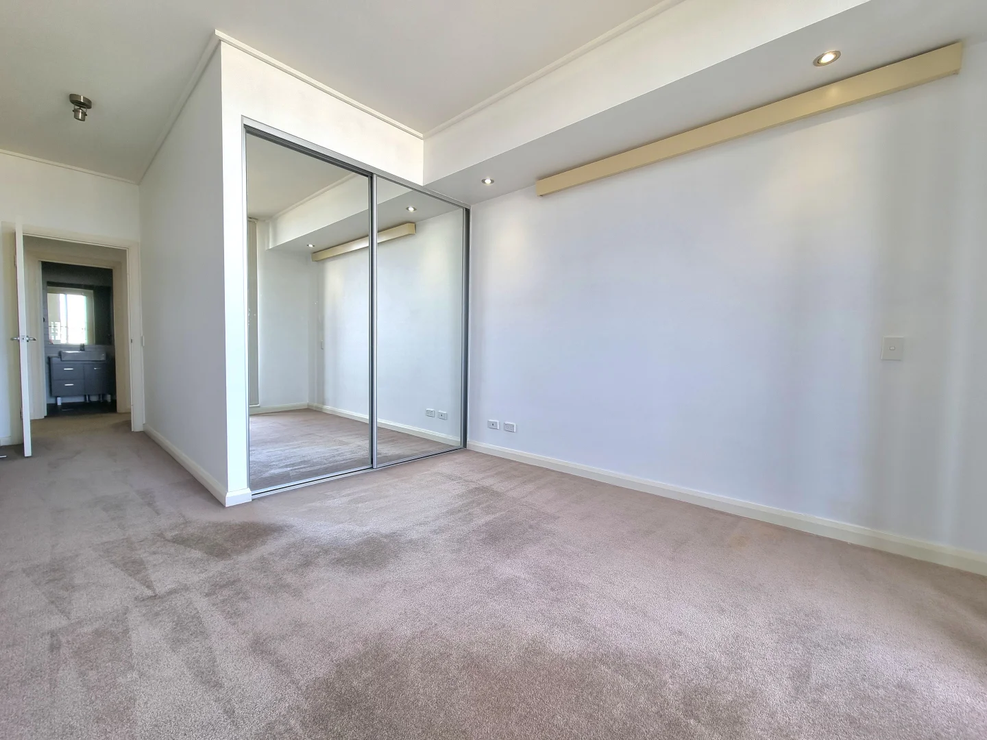 Additional image 4 of 607/37 Amalfi Drive, Wentworth Point NSW 2127