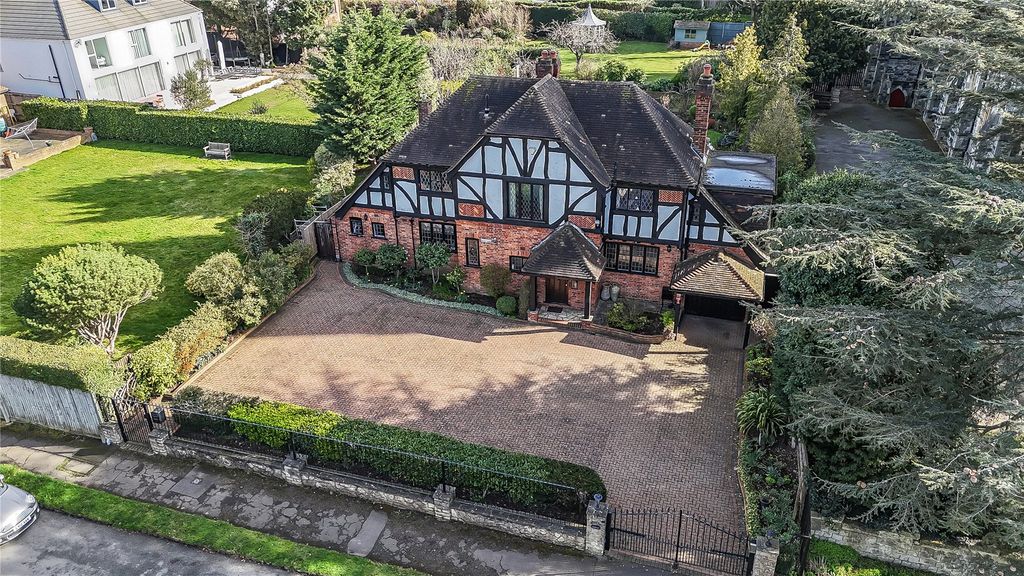 Additional image 10 of 4 bed detached house for saleSt. Georges Road, Bromley BR1
