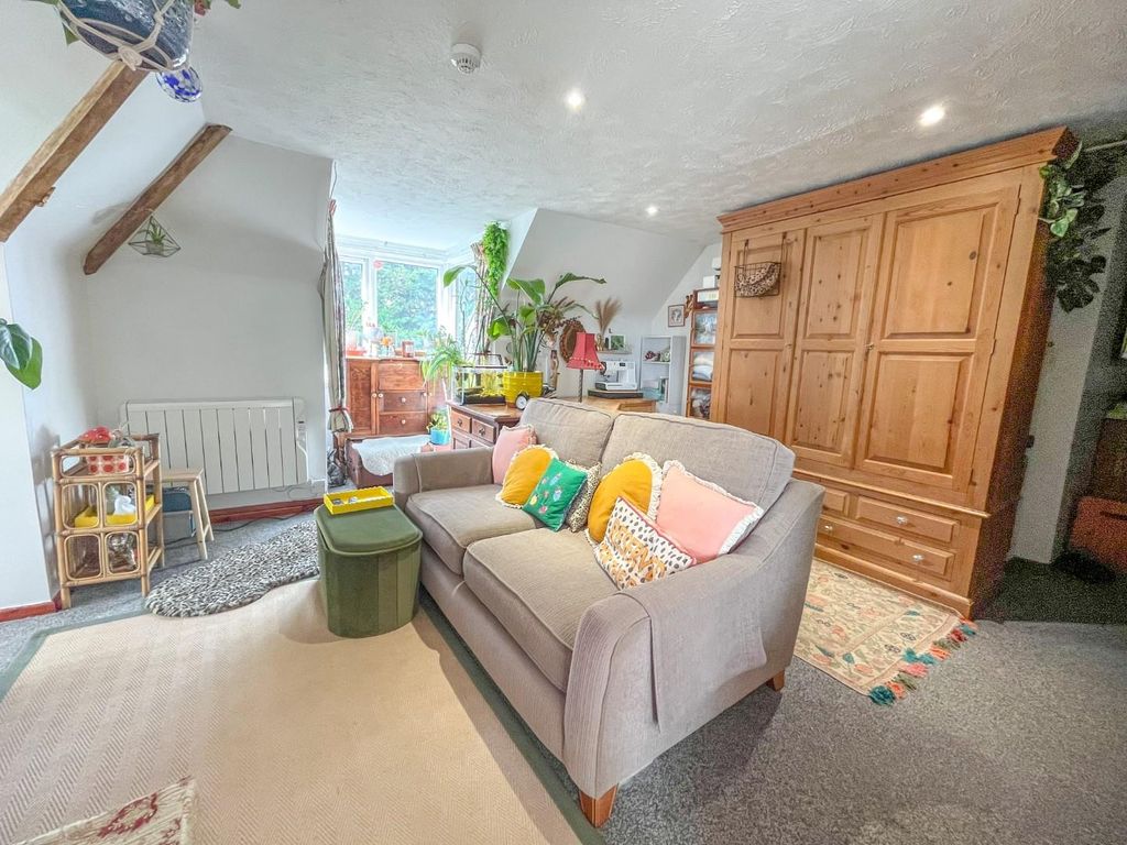 Additional image 2 of 1 bed flat for saleLodge Road, Feltwell IP26