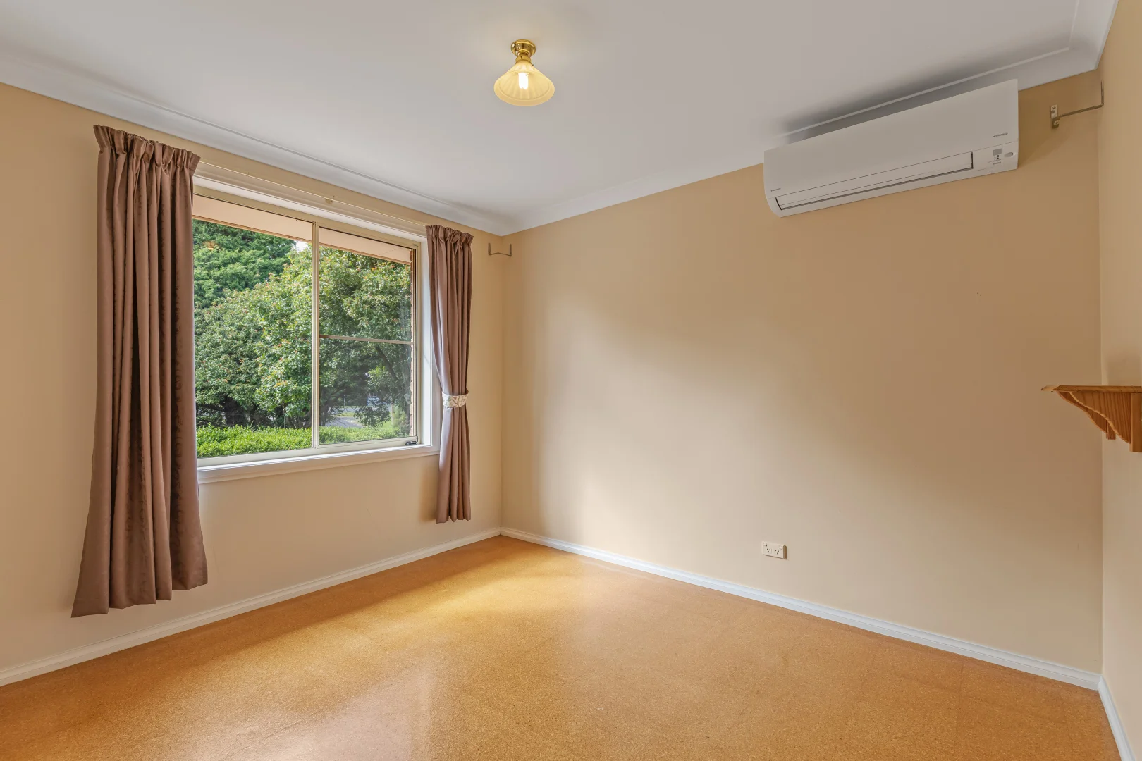 Additional image 11 of 84-86 Queen Street, Oberon NSW 2787