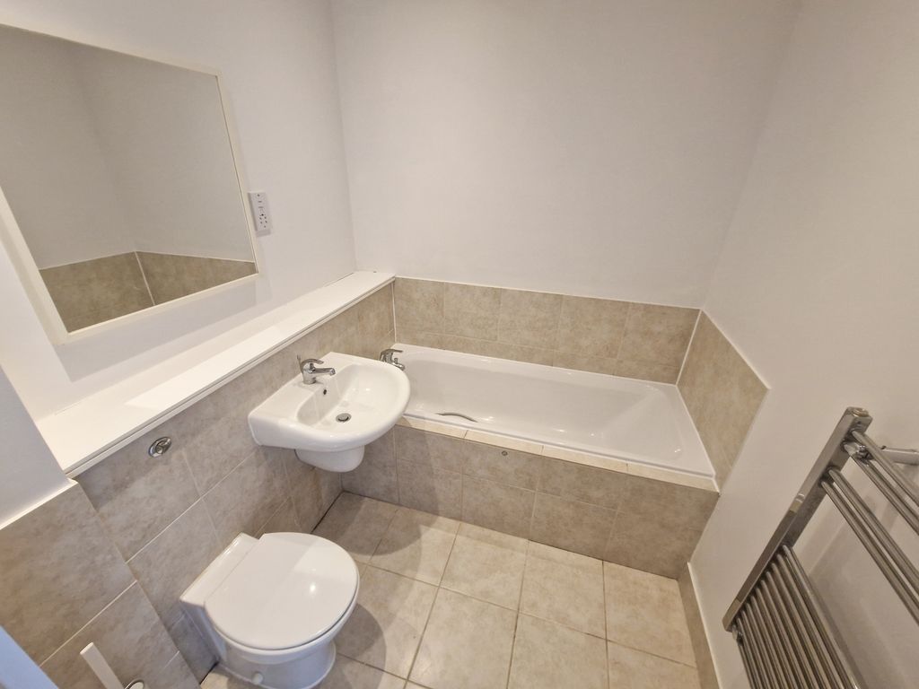 Additional image 12 of 3 bed flat for saleSilk Mill, Dewsbury Road, Elland HX5