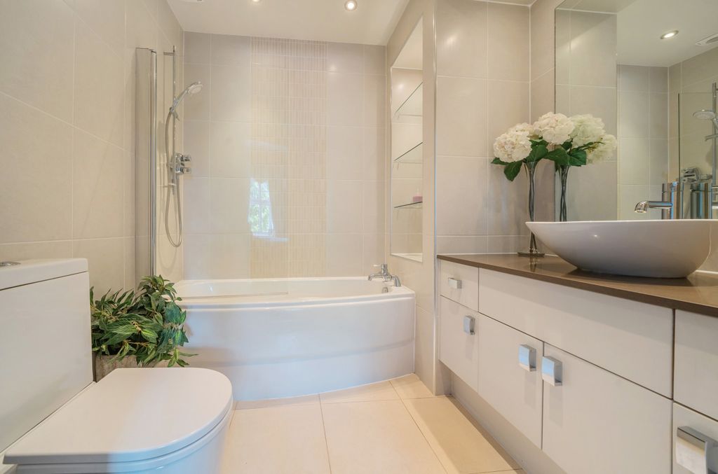 Additional image 27 of 6 bed detached house for salePark Farm Road, Bickley, Kent BR1