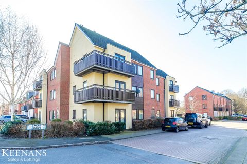 Mere Drive, Clifton, Swinton, Manchester M27, Property for sale