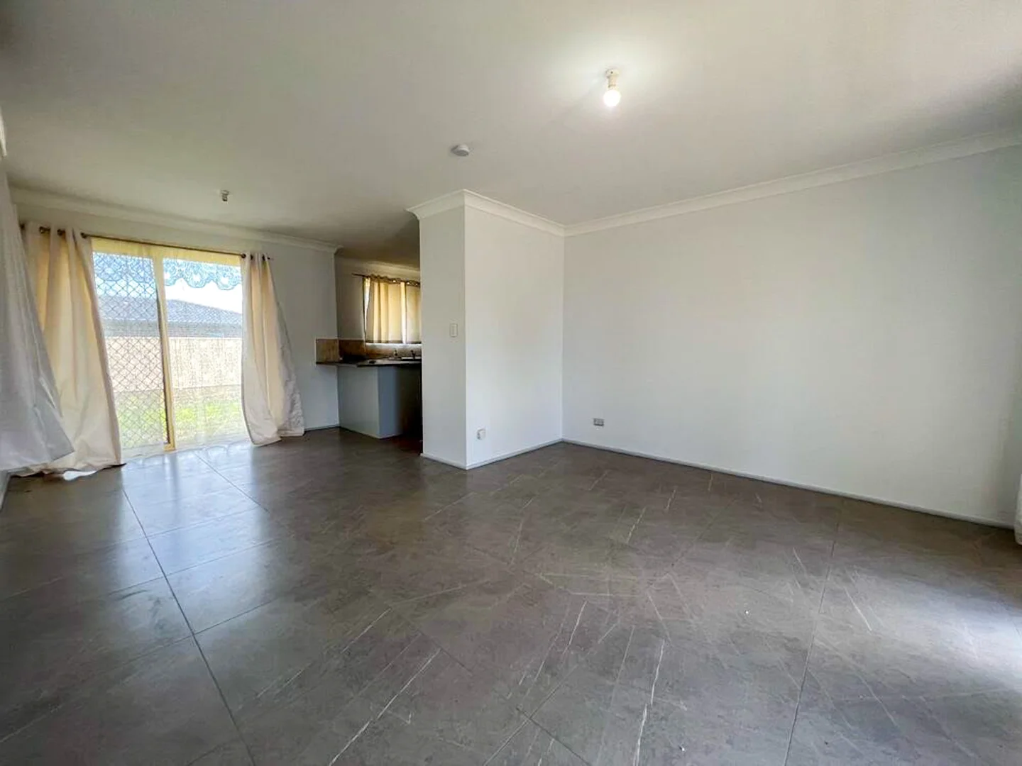 Additional image 6 of 31 Greengate Road, St Helens Park NSW 2560