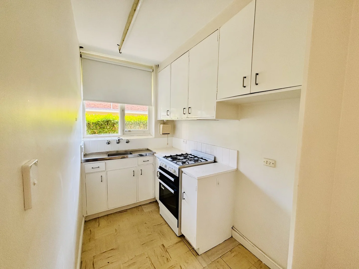Additional image 3 of 4/8 Rosedale Avenue, Glen Huntly VIC 3163