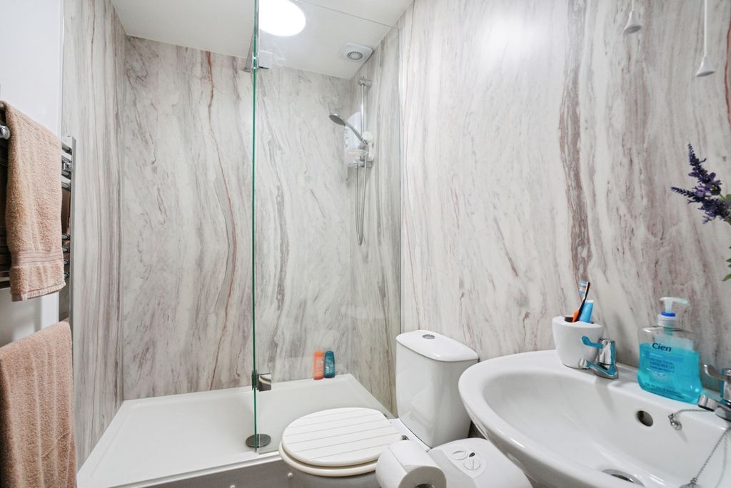 Additional image 11 of 1 bed flat for saleWallace Road, Bodmin, Cornwall PL31