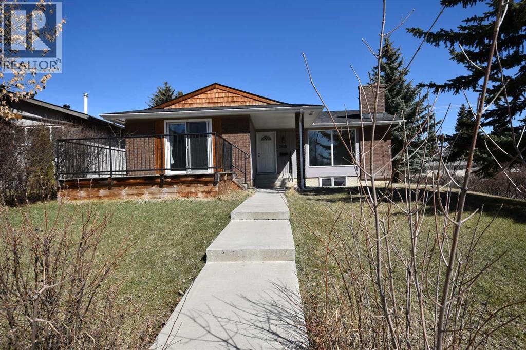 2604 106 Avenue SW