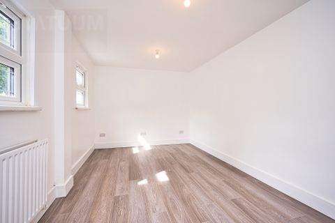 Crownfield Avenue, Newbury Park, Ilford, Redbridge, Essex IG2