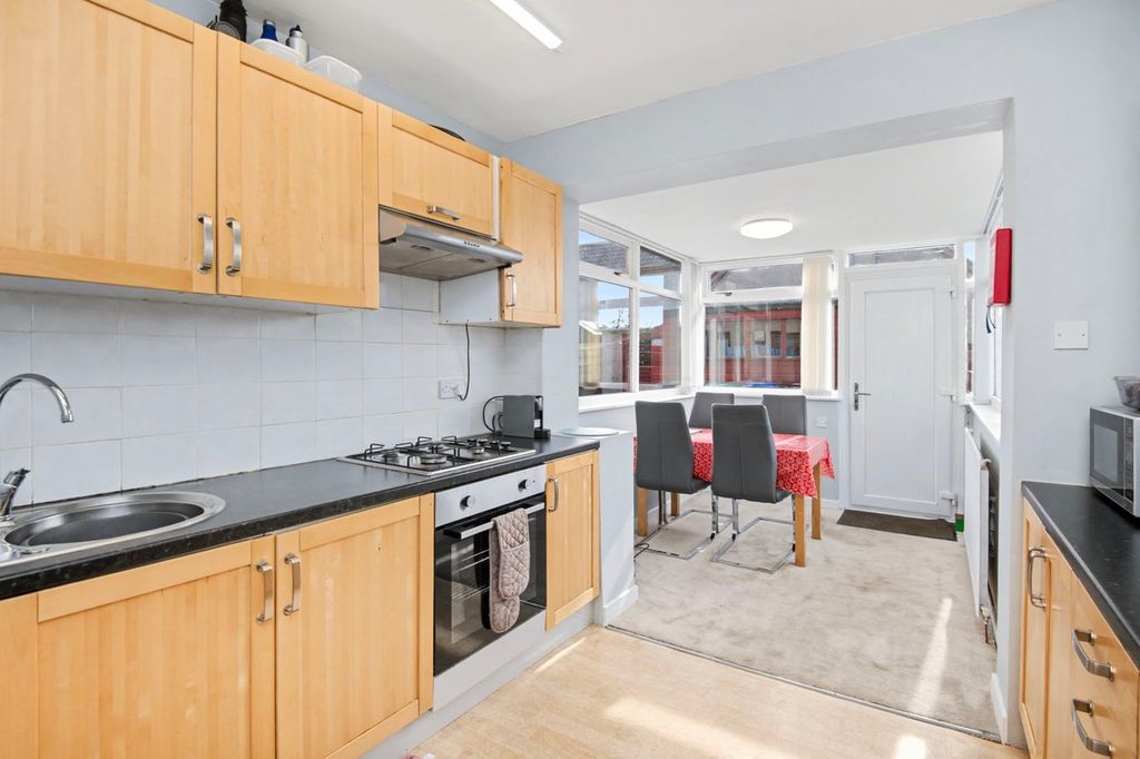 Additional image 3 of 4 bed semi-detached house for saleKilrymont Place, St Andrews KY16