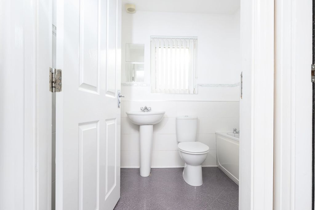 Additional image 12 of 2 bed flat for saleCampbell Street, Greenock PA16