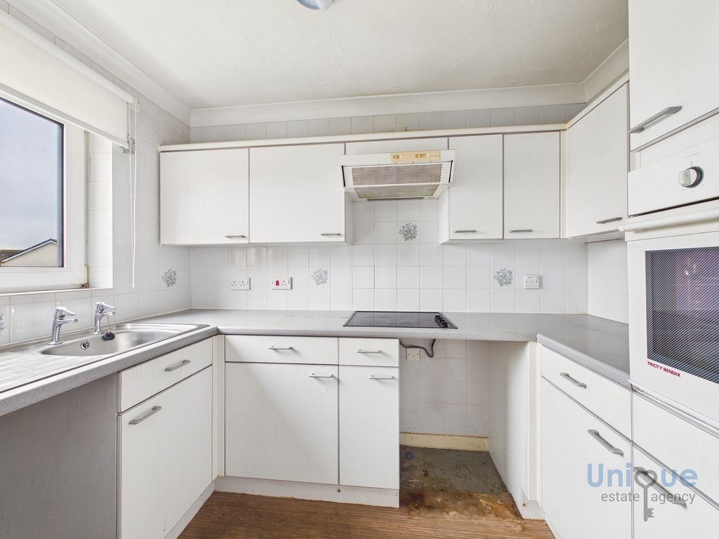 Additional image 5 of 1 bed flat for saleLemon Tree Court, Clifton Drive North, Lytham St. Annes FY8