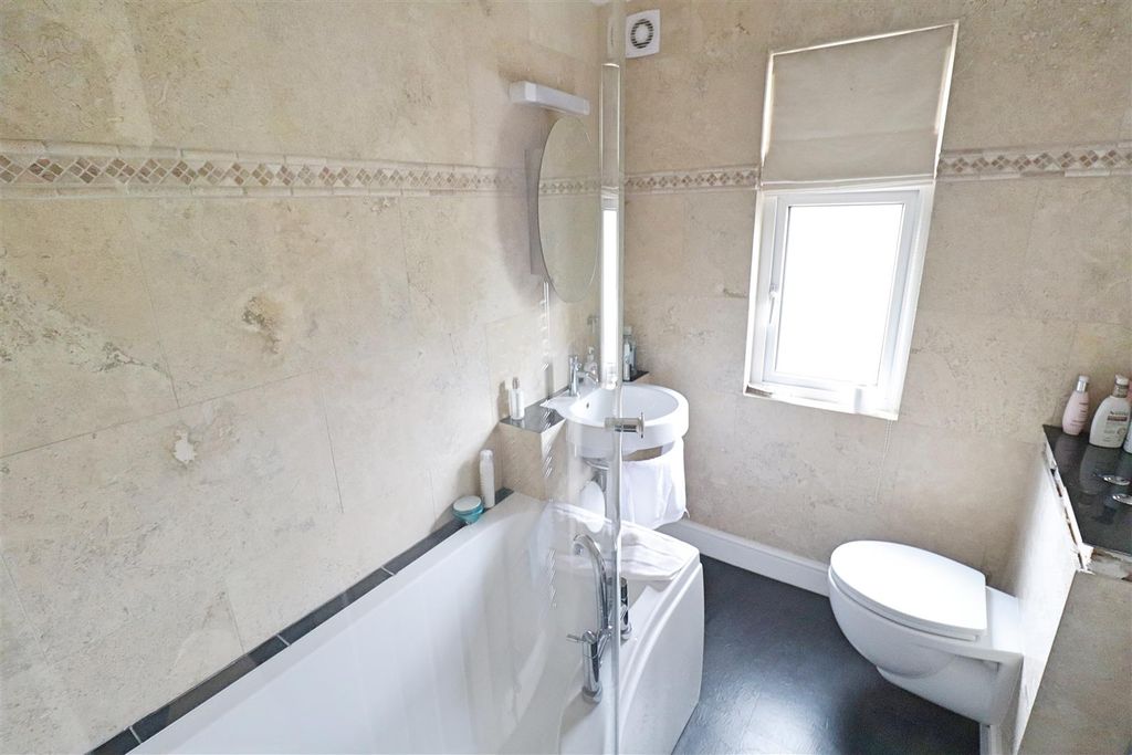 Additional image 16 of 6 bed detached house for saleChurch Lane, Braintree CM7