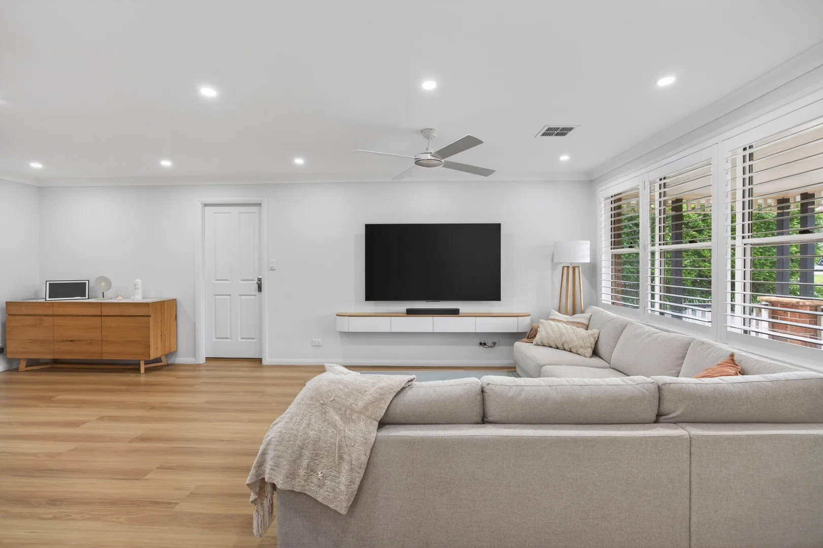 Additional image 3 of 19 Pinecrest Street, Winmalee NSW 2777
