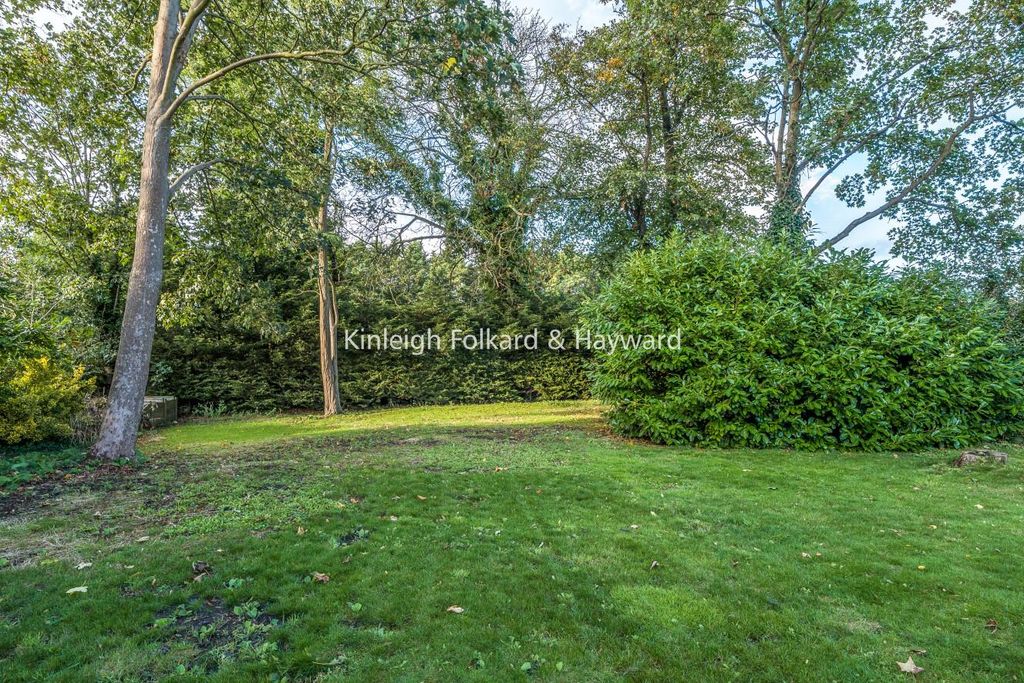 Additional image 17 of 5 bed detached house for saleHawthorne Road, Bromley, Kent BR1