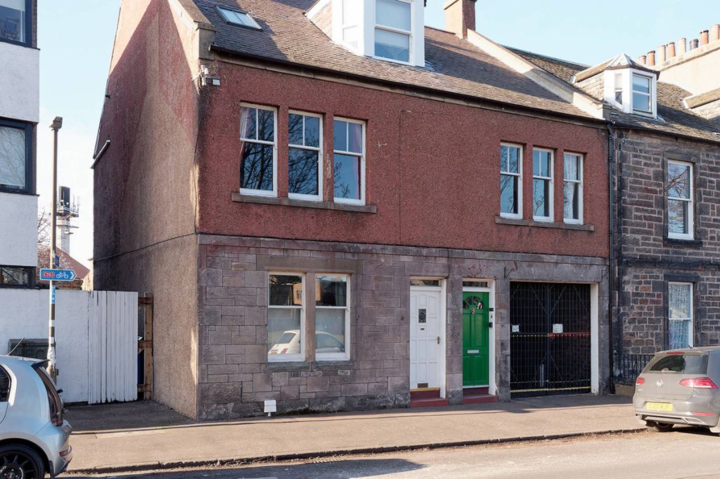 2 bed flat for saleEskside West, Musselburgh EH21