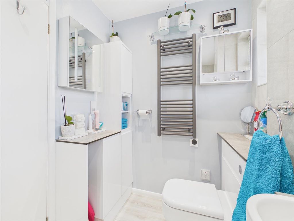 Additional image 11 of 3 bed end terrace house for saleStaddon Close, Braunton EX33