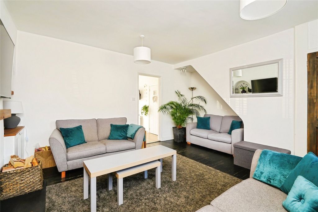 Additional image 7 of 2 bed terraced house for saleManor Road, Brackley, Northamptonshire NN13