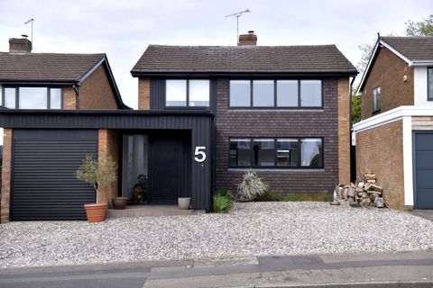 Woodfield Road, Coventry CV5