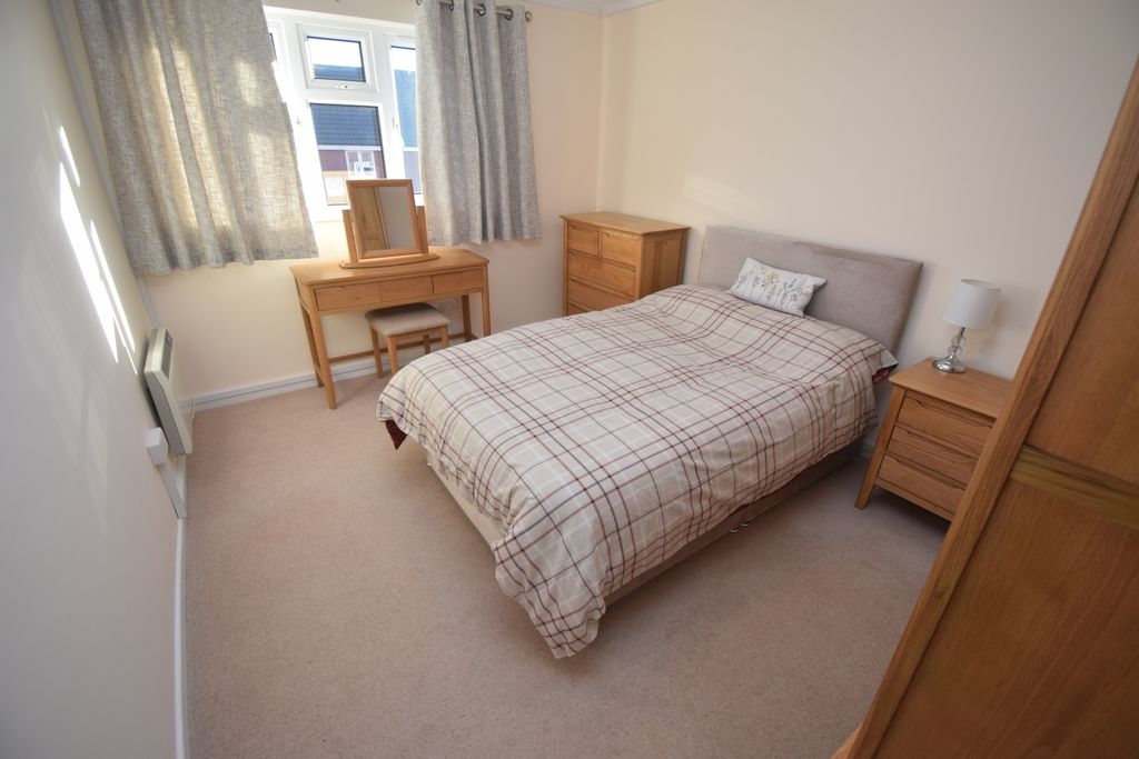 Additional image 7 of 2 bed flat for saleMiddlestream Close, Bridgwater TA6