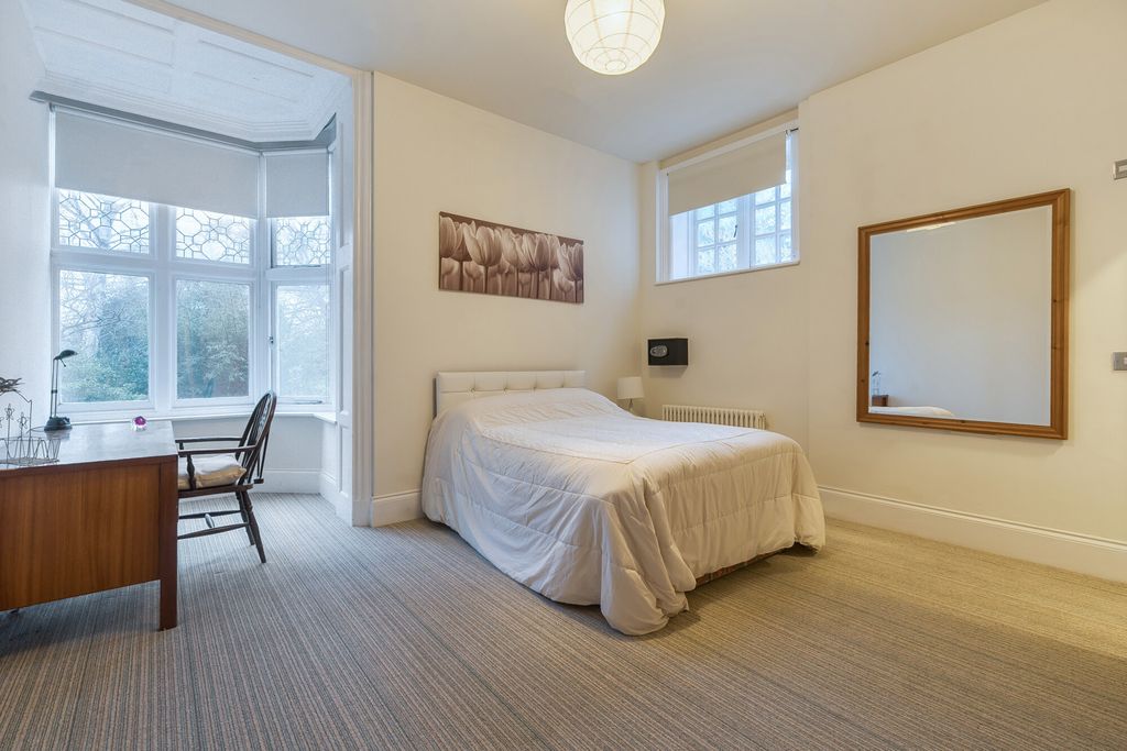 Additional image 13 of 2 bed flat for saleRodway Road, Bromley BR1