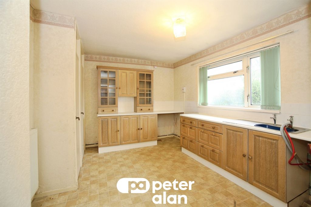 Additional image 4 of 2 bed flat for saleHillside View, Bargoed CF81