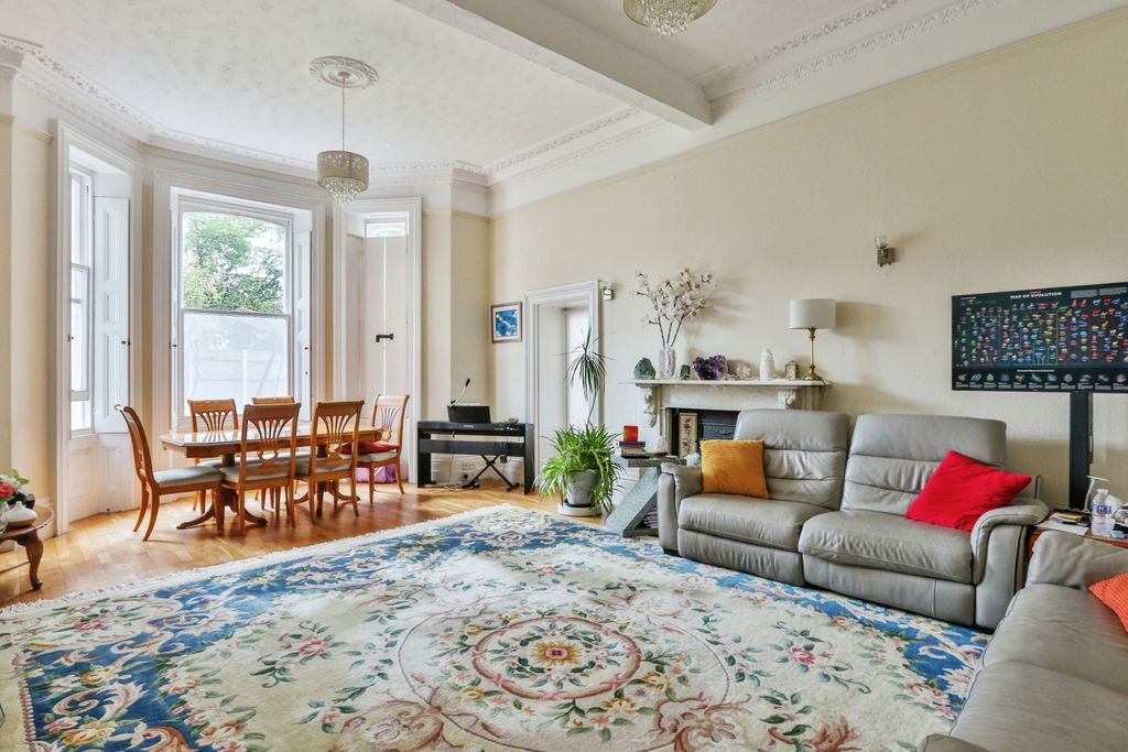 Additional image 5 of 3 bed flat for saleWimborne Road, Bournemouth, Dorset BH2