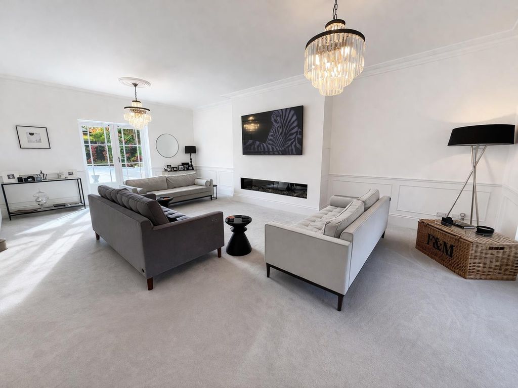 Additional image 11 of 6 bed detached house for saleGreenway, Hutton Mount, Brentwood CM13
