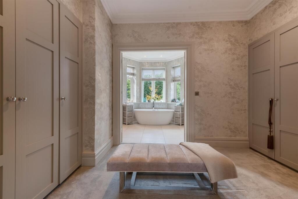 Additional image 20 of 5 bed terraced house for saleDrift Road, Winkfield, Windsor SL4