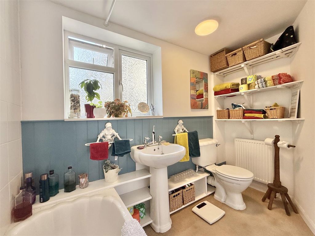 Additional image 8 of 2 bed maisonette for saleMount Pleasant Road, Brixham TQ5