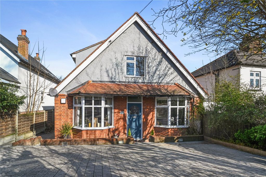 5 bed detached house for saleThorley Hill, Bishop's Stortford, Hertfordshire CM23