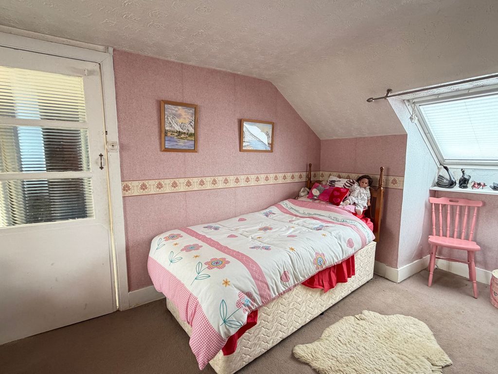 Additional image 19 of 5 bed semi-detached house for saleKirk Road, Wishaw ML2