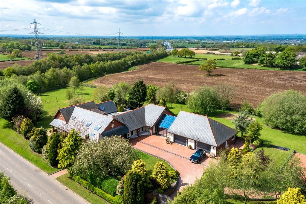 5 bed detached house for saleSandy Lane, Brindle, Lancashire PR6