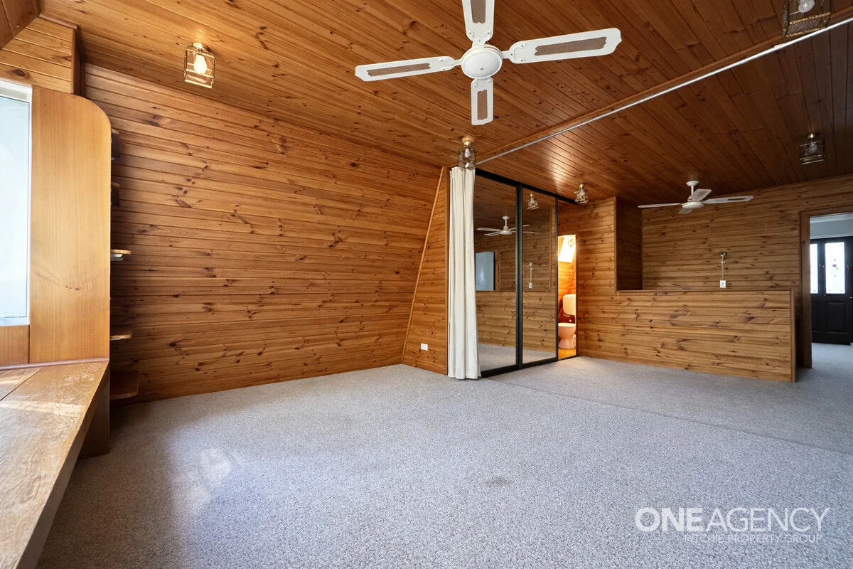 Additional image 9 of 45 Heather Road, Winmalee NSW 2777