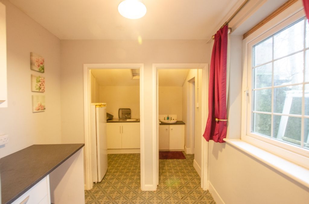 Additional image 7 of 4 bed flat for sale85 Fore Street, Bodmin PL31
