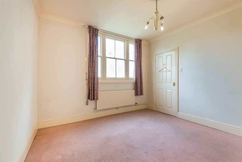 Additional image 9 of 1 bed flat for saleHigh Street, Newnham GL14