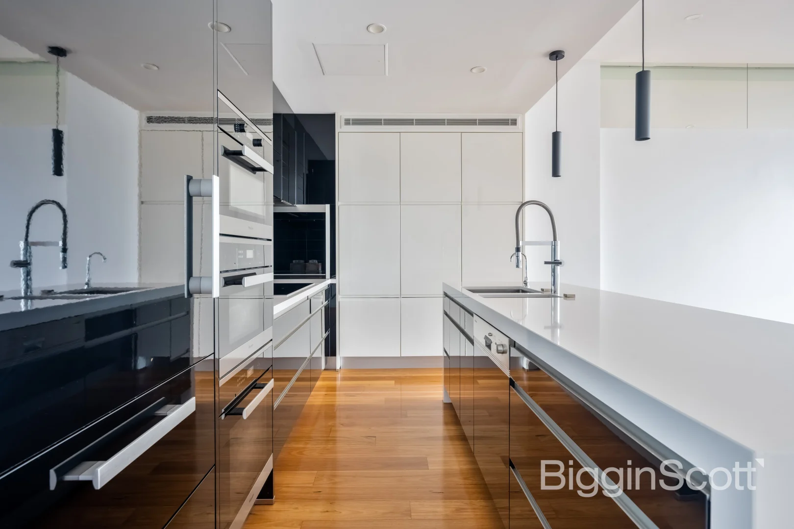 Additional image 5 of 409/49 Beach Street, Port Melbourne VIC 3207